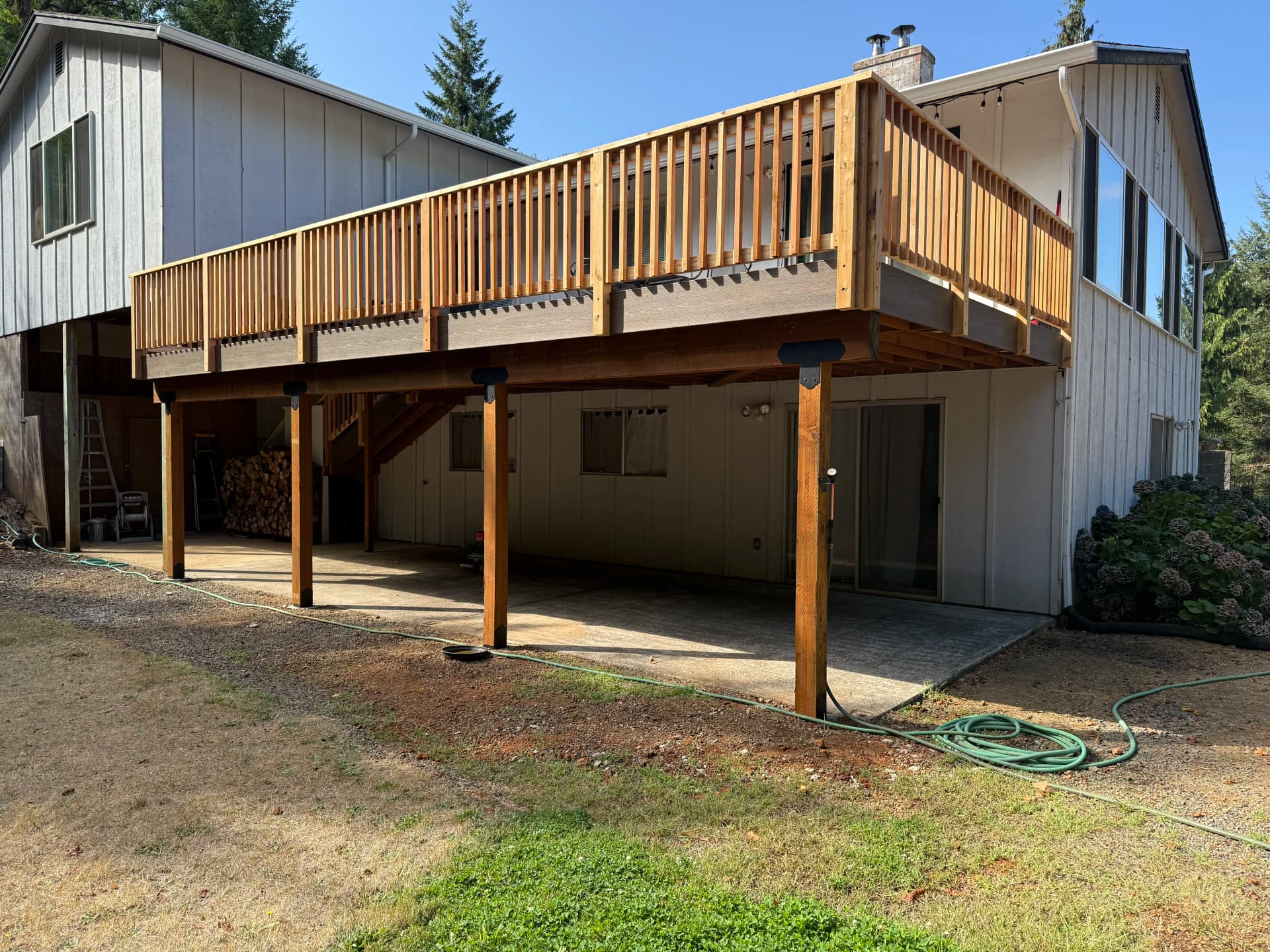 Gallery photos for Rotted Deck Gets a Full Composite and Cedar Upgrade: Image #3