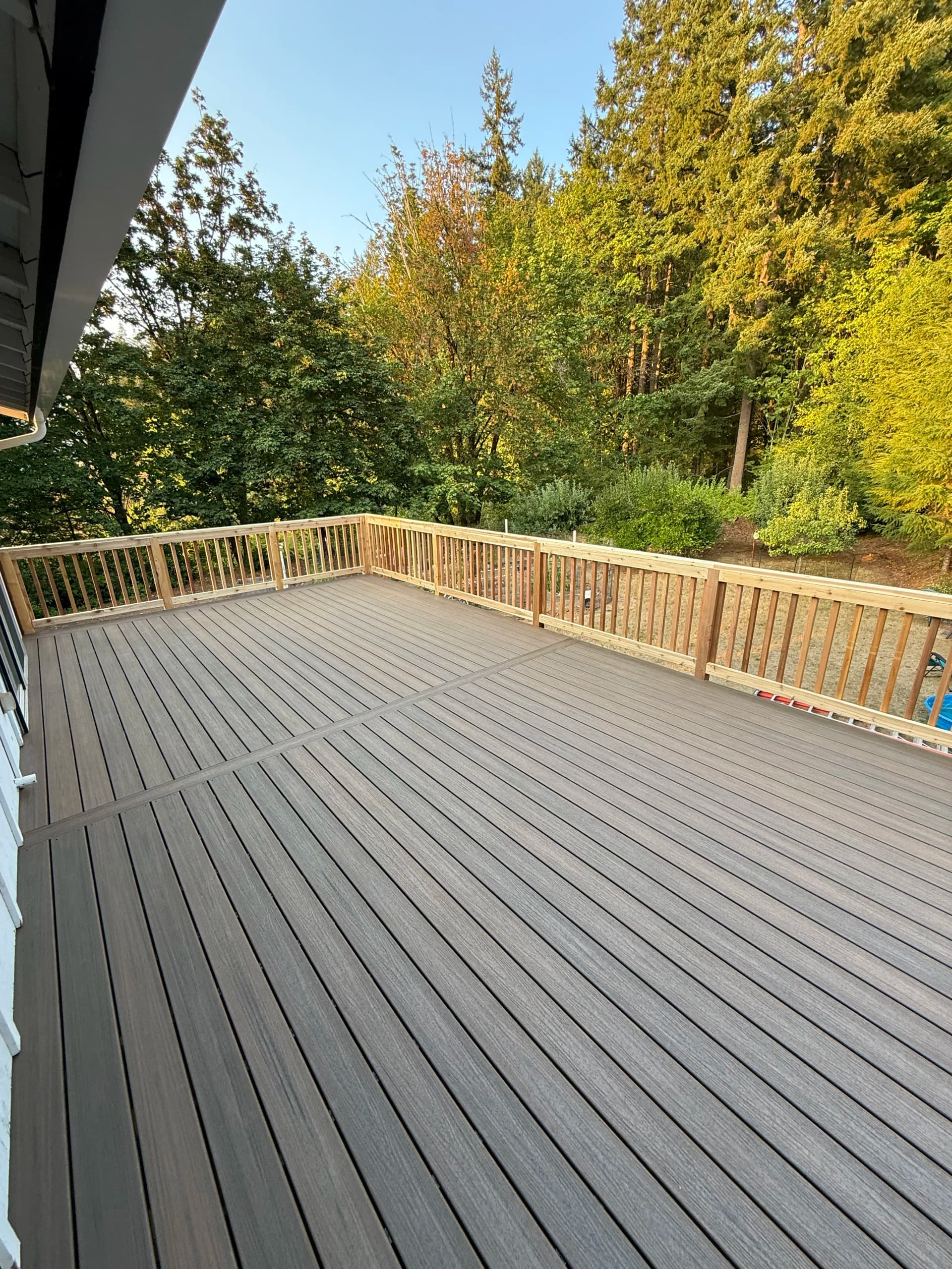Gallery photos for Rotted Deck Gets a Full Composite and Cedar Upgrade: Image #7